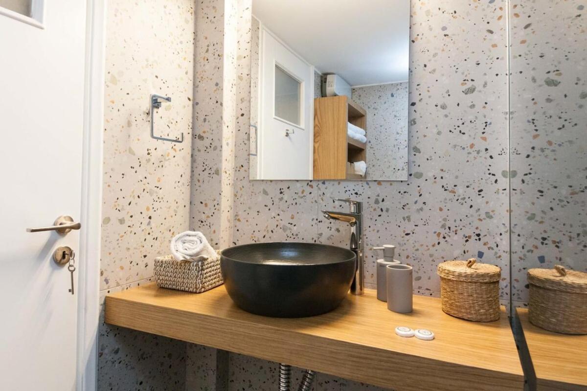 Pagrati Urban Oasis Getaway 2Bd Apt With Balcony Atene Esterno foto